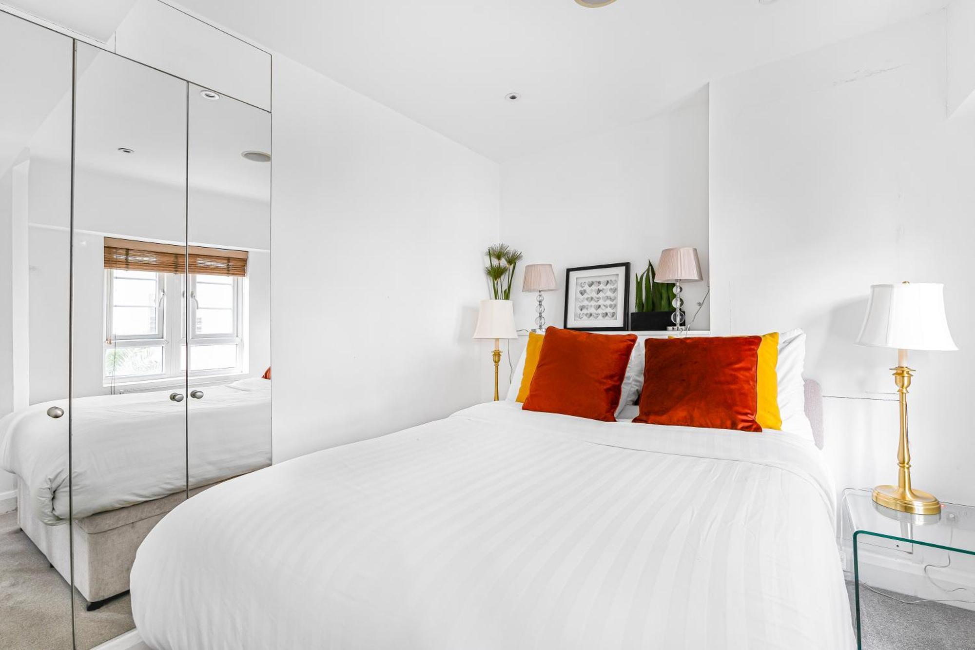 Elegant 1 Bedroom Flat Near Harrods Лондон Экстерьер фото